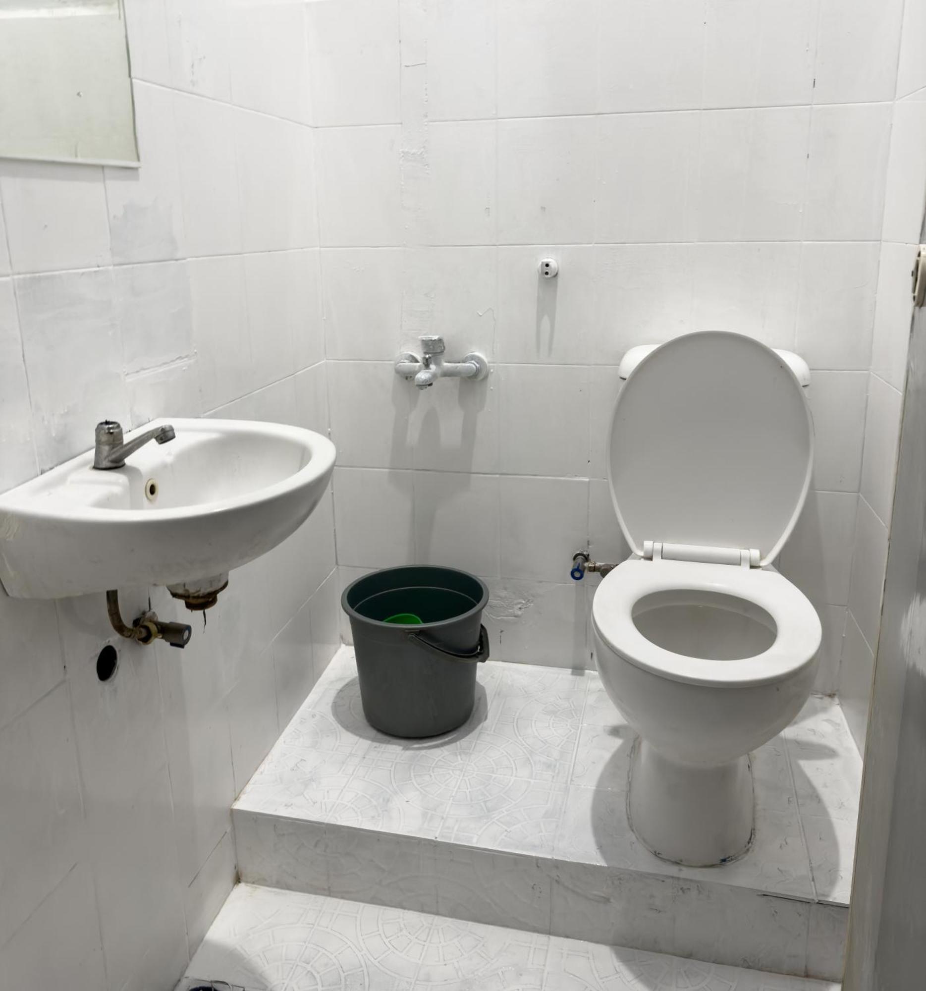 Pondok Wisata Istana XI メダン エクステリア 写真